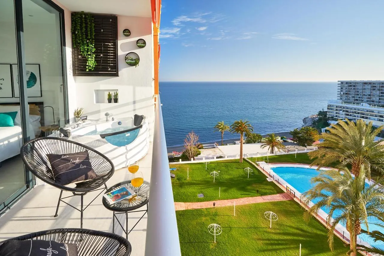 Suite Del Mar Luxury Apartment With Jacuzzi Torremolinos Spain