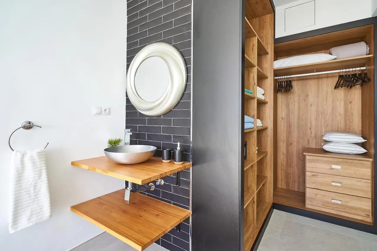 Suite Del Mar Luxury Apartment With Jacuzzi Torremolinos Spain