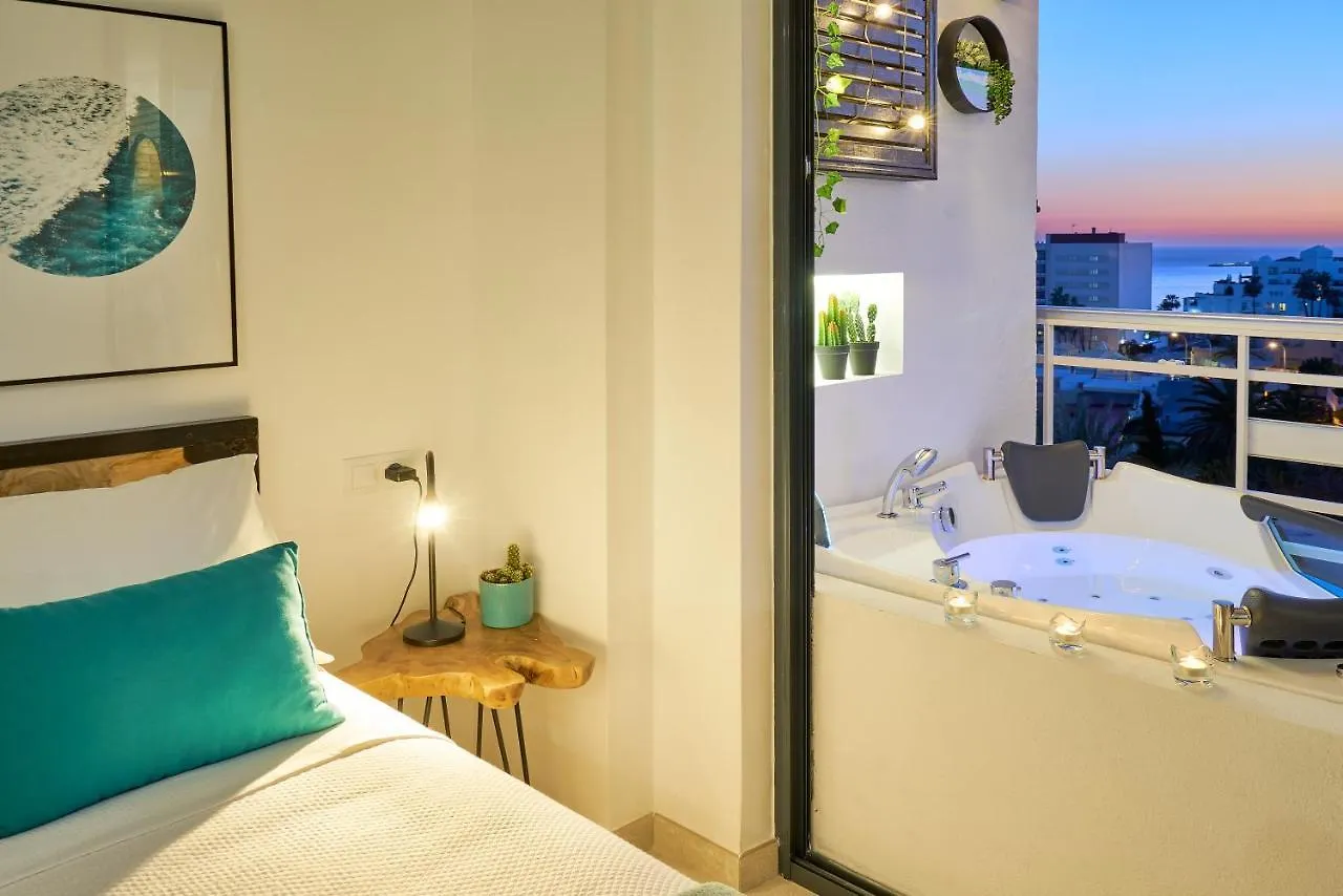 Suite Del Mar Luxury Apartment With Jacuzzi Torremolinos